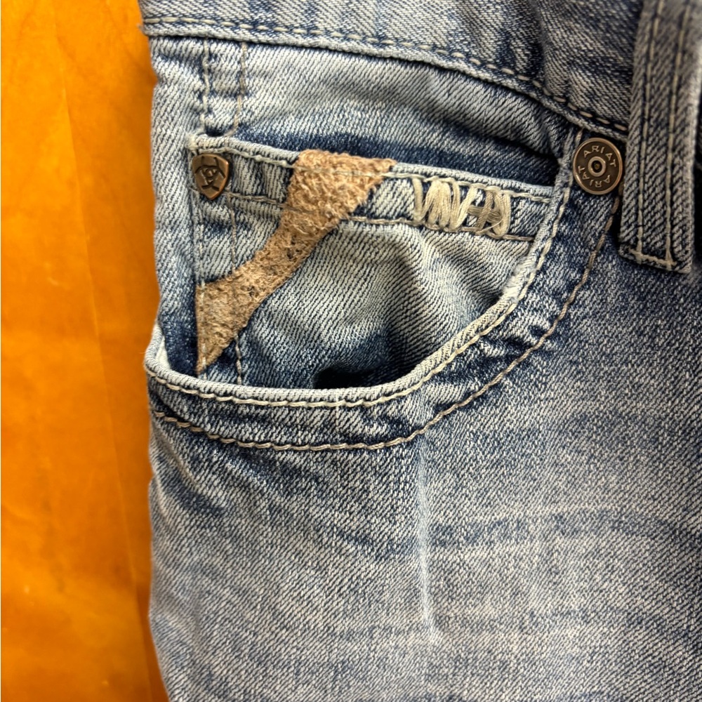 Ariat Light Blue Straight Leg Jeans - Picture 3 of 8